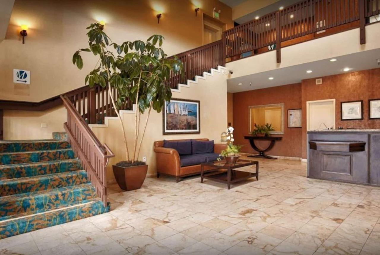 Pacifica Lighthouse Hotel Trademark Collection By Wyndham Luaran gambar