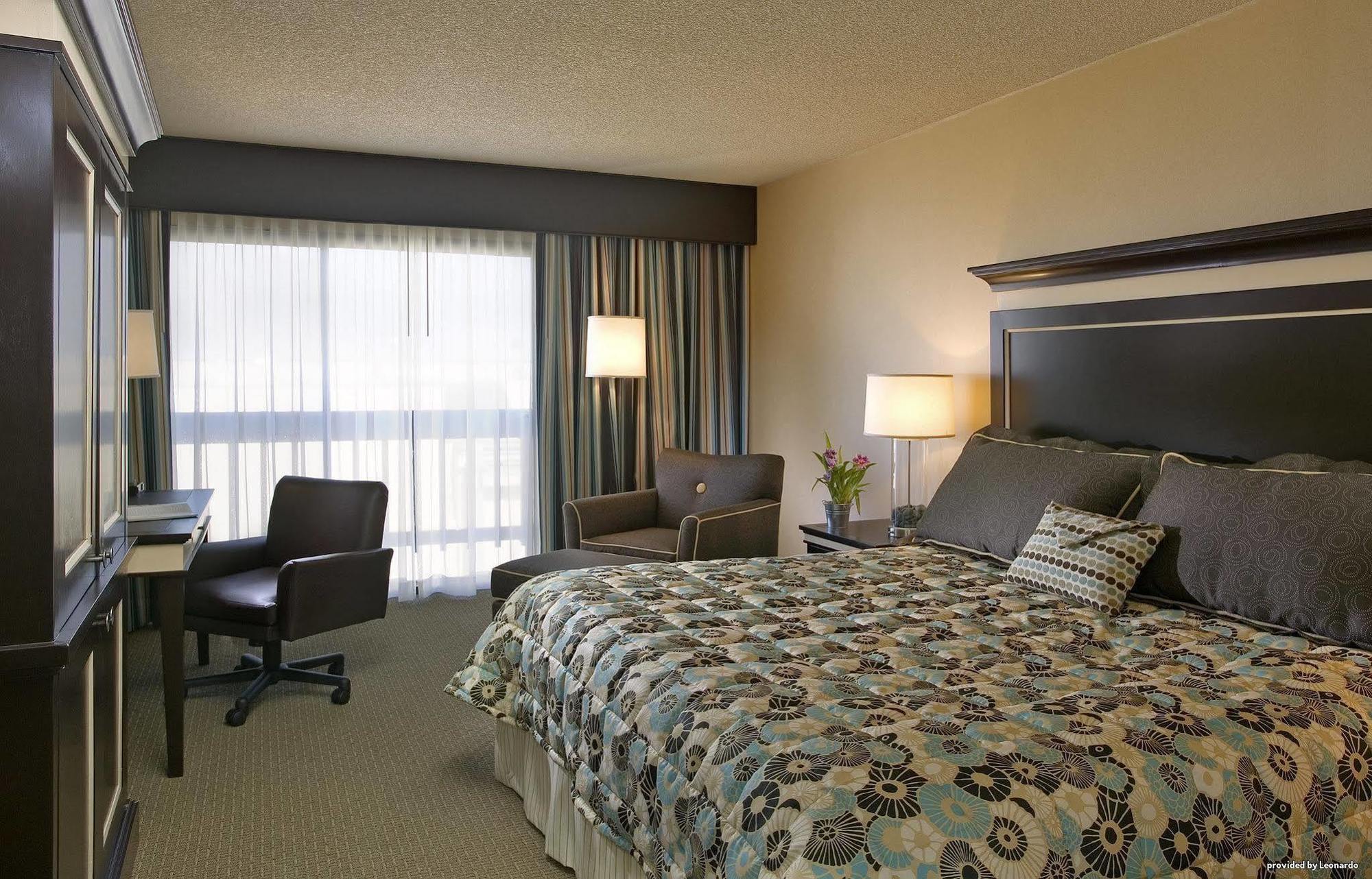 Pacifica Lighthouse Hotel Trademark Collection By Wyndham Luaran gambar