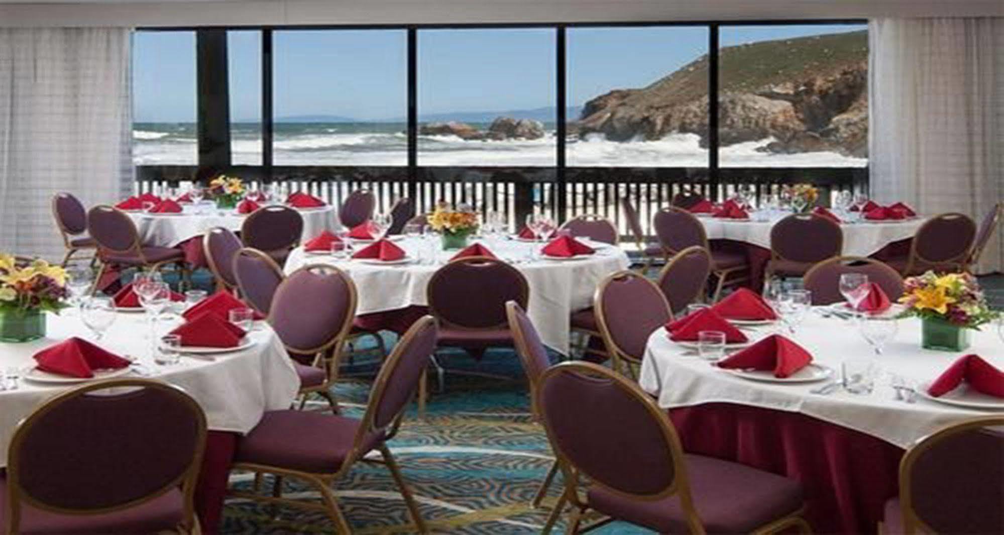 Pacifica Lighthouse Hotel Trademark Collection By Wyndham Luaran gambar